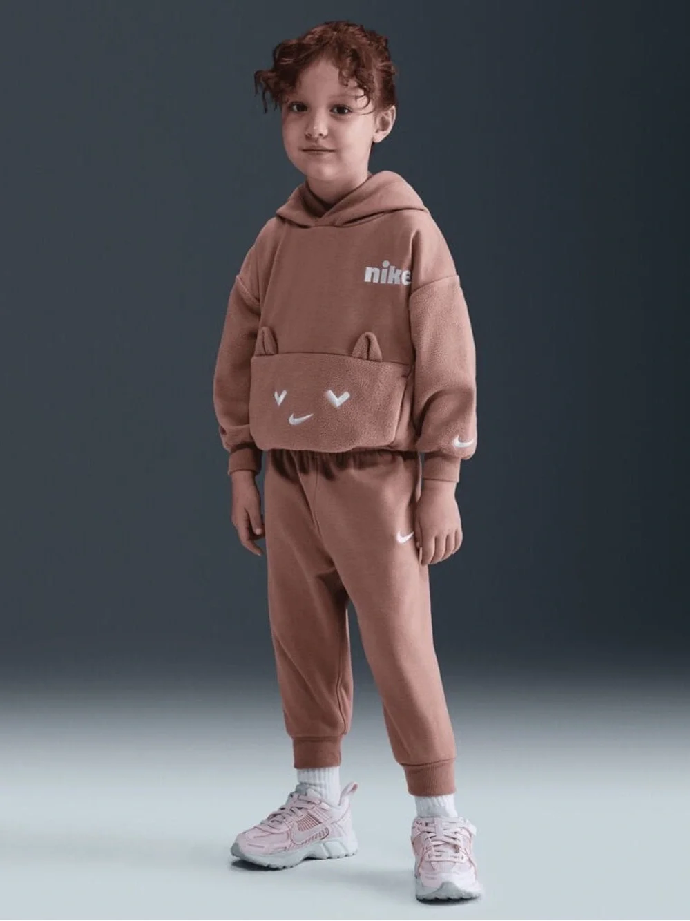 Girls Nike hoodie and joggers set - Picture 1 of 11